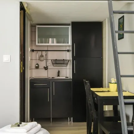 Bright Studio Close To The Stations In Central - Welkeys Apartamento *